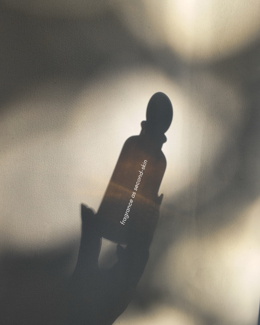Serrae Arija perfume bottle silhouette